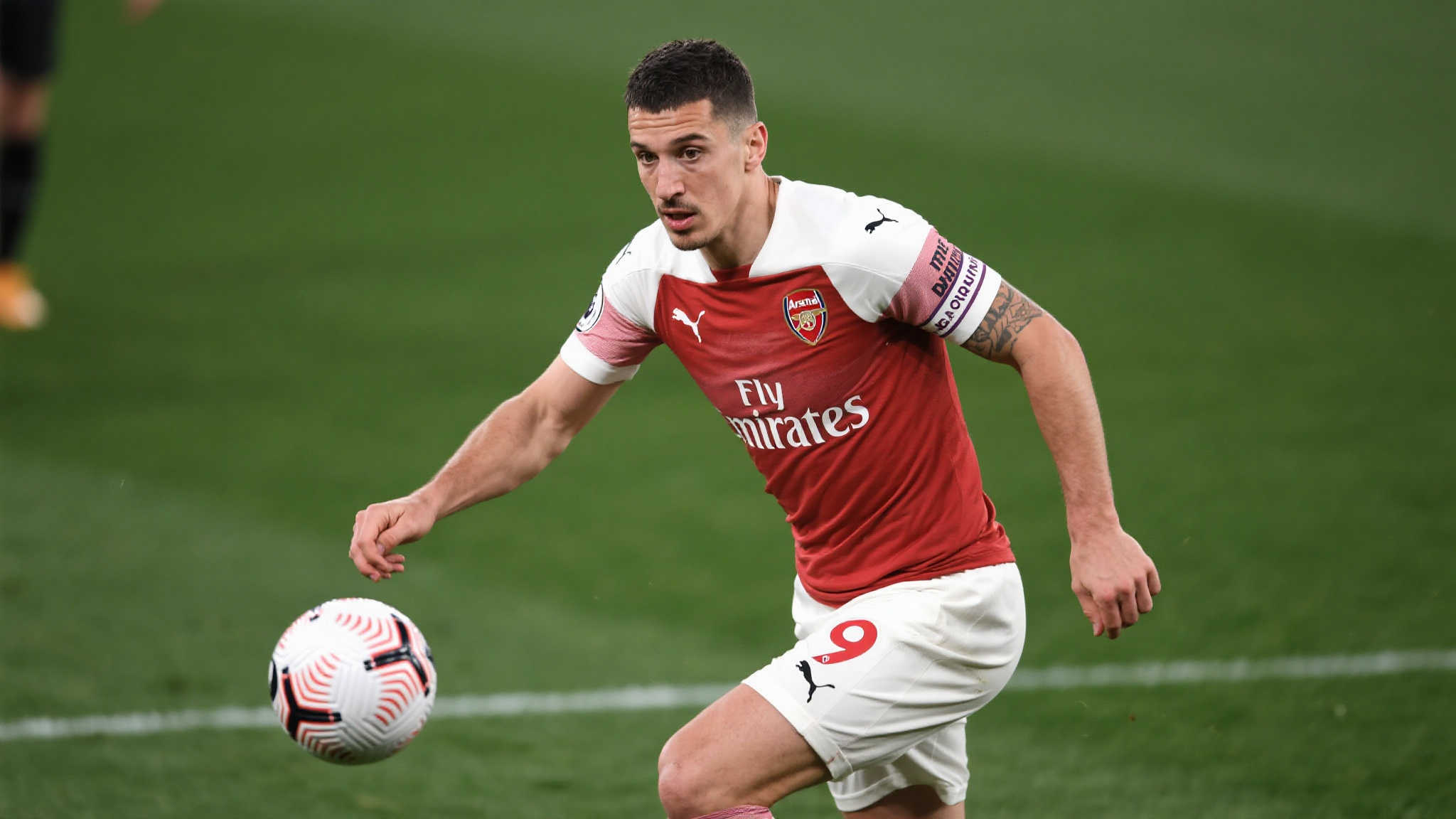 格拉尼特·扎卡作为一名经验丰富且实力突出的中场核心